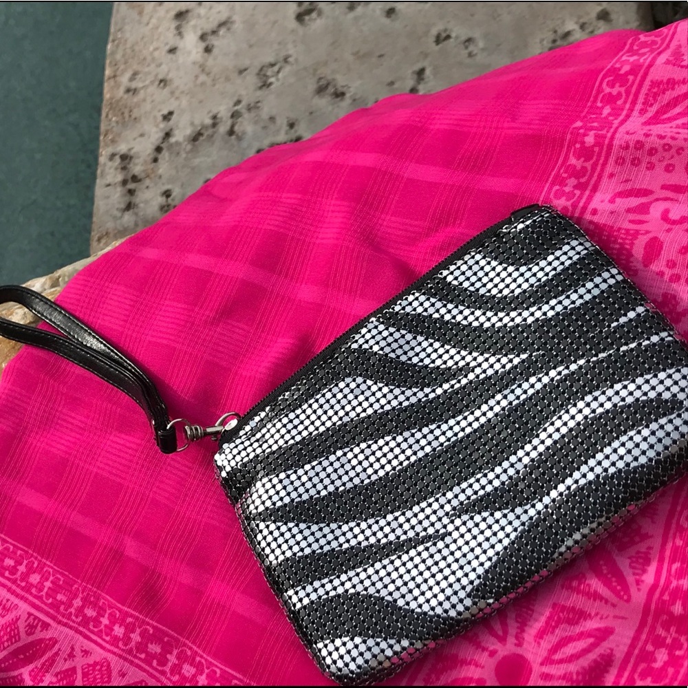 Wristlet purse clutch